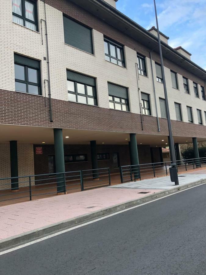 Piso Vacacional En Aviles Exterior photo